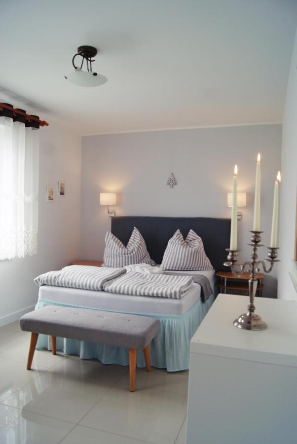 Iwona Pokoje Apartamenty 카르비아 외부 사진