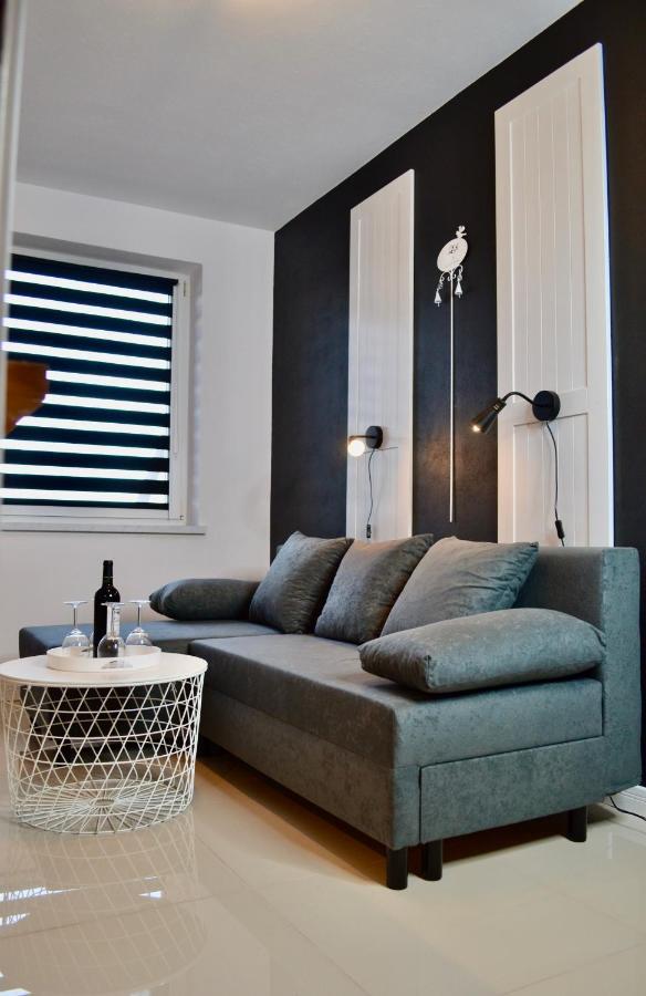 Iwona Pokoje Apartamenty 카르비아 외부 사진