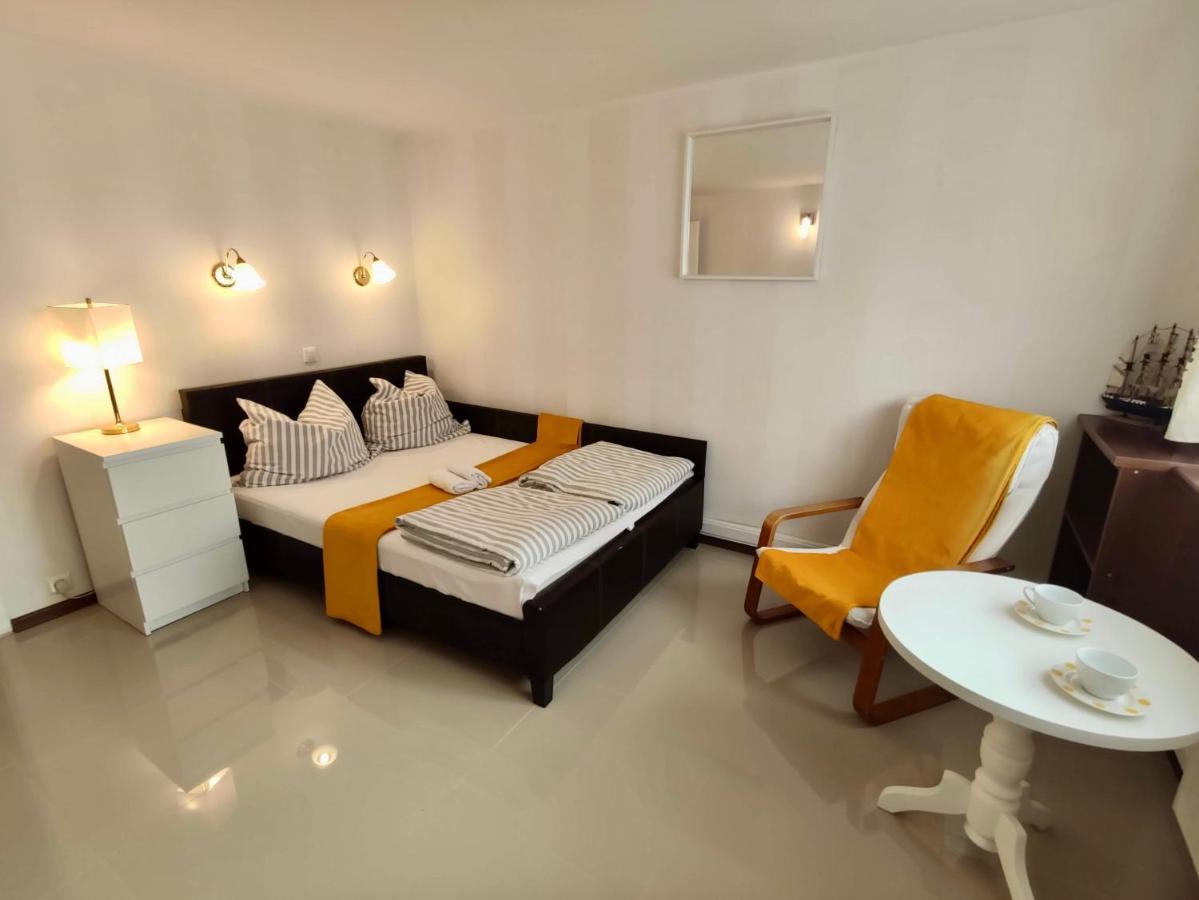 Iwona Pokoje Apartamenty 카르비아 외부 사진