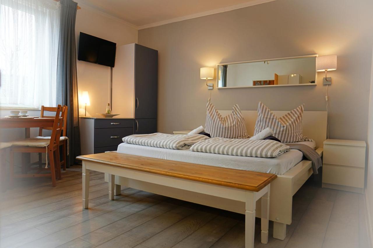 Iwona Pokoje Apartamenty 카르비아 외부 사진