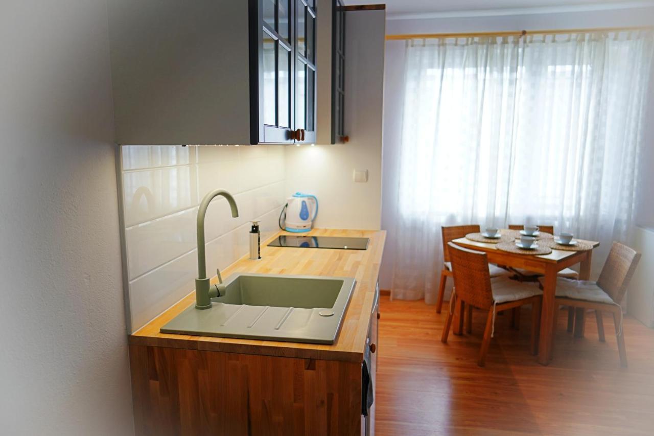 Iwona Pokoje Apartamenty 카르비아 외부 사진