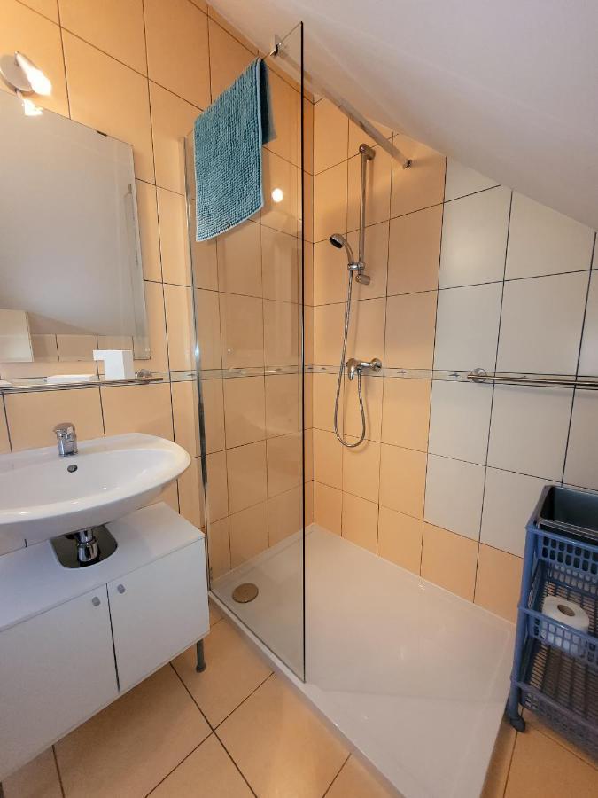 Iwona Pokoje Apartamenty 카르비아 외부 사진