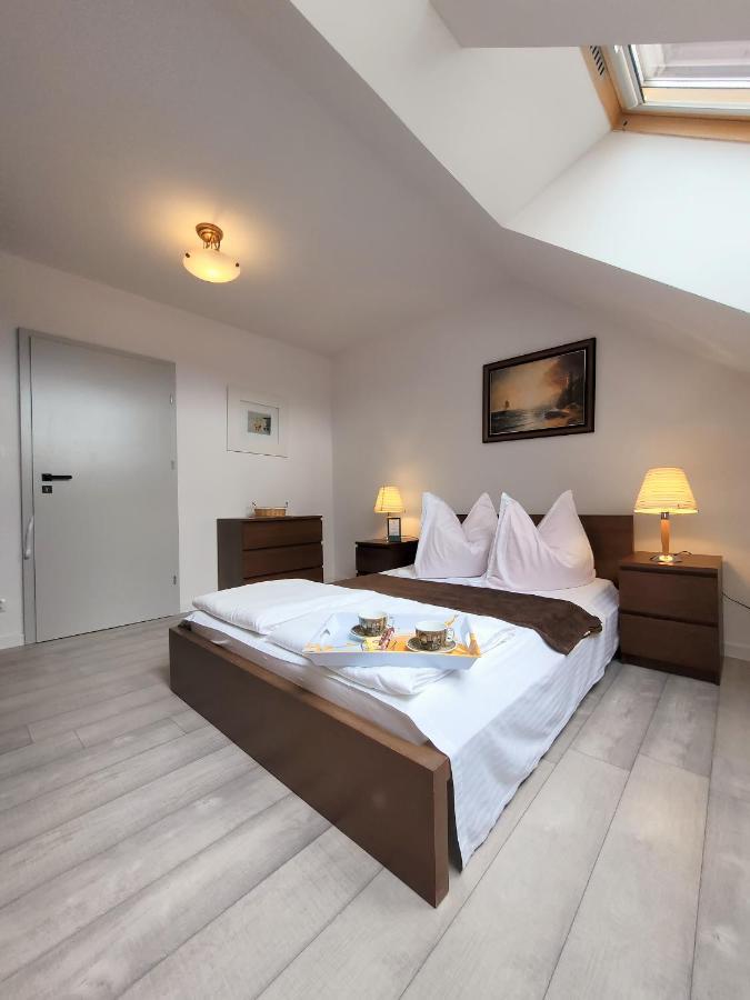 Iwona Pokoje Apartamenty 카르비아 외부 사진