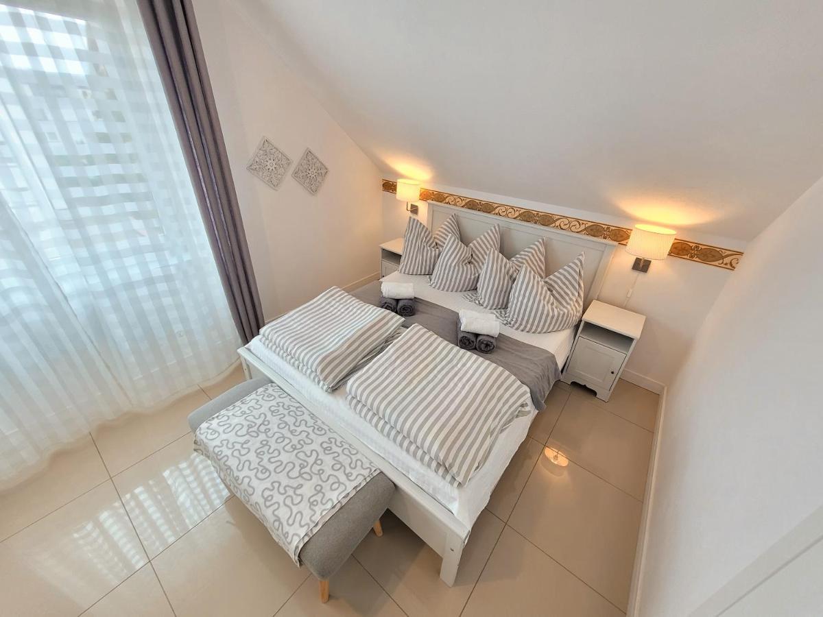 Iwona Pokoje Apartamenty 카르비아 외부 사진